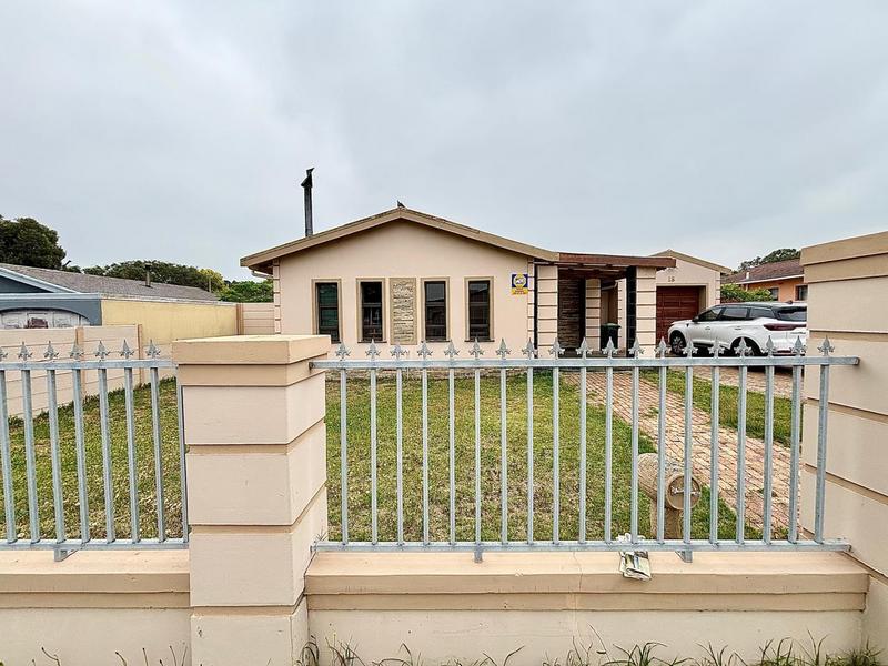 5 Bedroom Property for Sale in Bothasig Western Cape